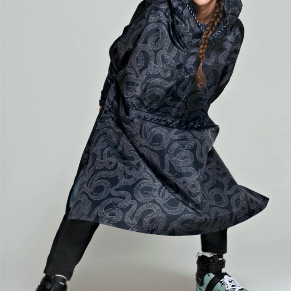 NEW! Rainkiss Snakes on a Poncho Rain Poncho